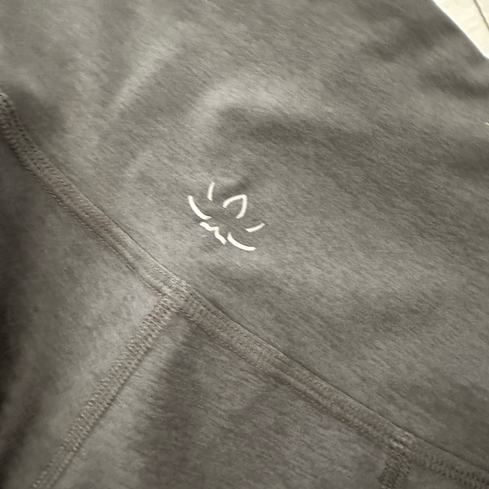 Beyond Yoga Out of Pocket Pewter Heather High Rise Leggings size XS - Picture 2 of 3